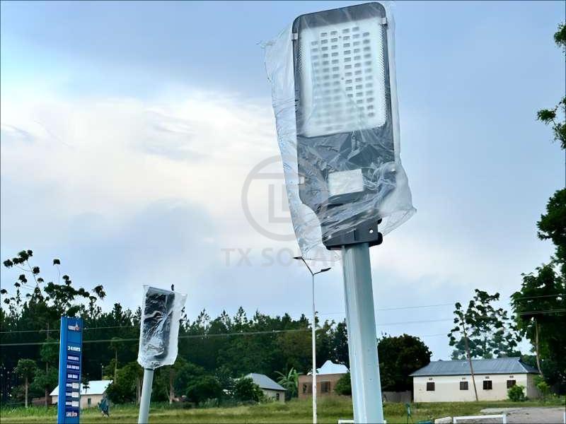 Solar street light，LED street light，Street lamp，Solar powered street light，Steel light pole
