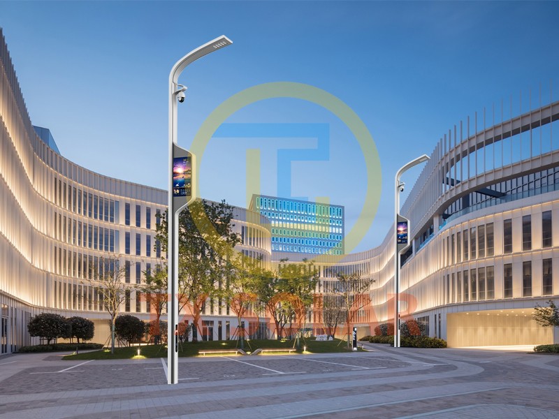 Smart light poles: clarifying the meaning of smart cities