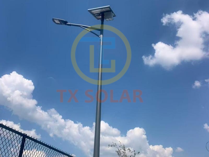 Why are solar energy street lights so widely accepted?