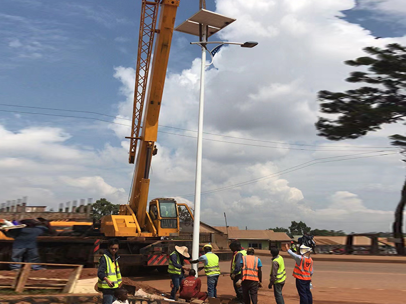 Precautions for installation of solar street lamp foundation