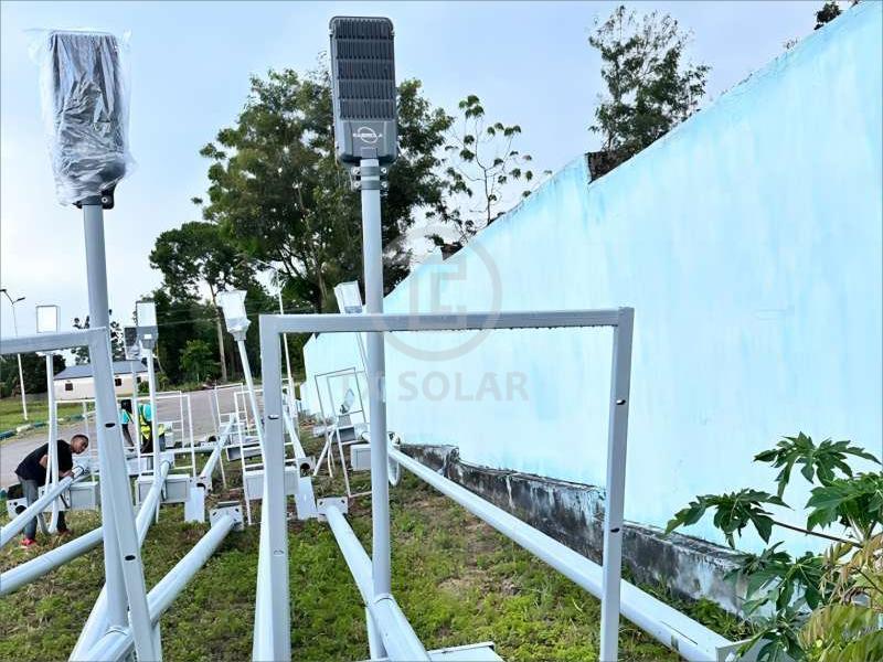 Solar street light，LED street light，Street lamp，Solar powered street light，Steel light pole