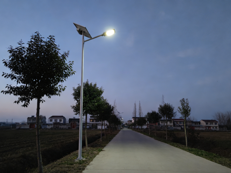 How to distinguish between good and bad solar LED street lights?